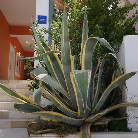 Vendégház Nada
