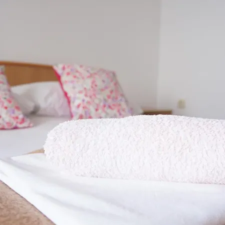 Guest house Nada Drvenik (Split-Dalmatia)