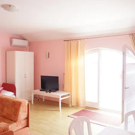 Nada Guest house 3*